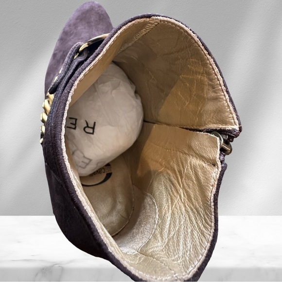 Roberto Cavalli Brown Suede Chain Detail Ankle Boots NWOT 38 - Picture 8 of 9